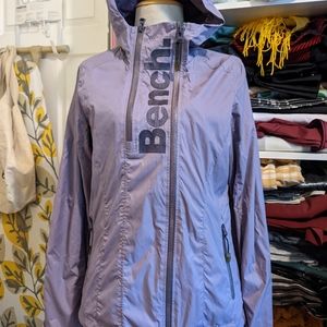 Bench Windbreaker